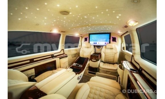 Acheter Import Voiture Mercedes-Benz 250 Noir à Import - Dubai, #<Region:0x000000000c5121b8>