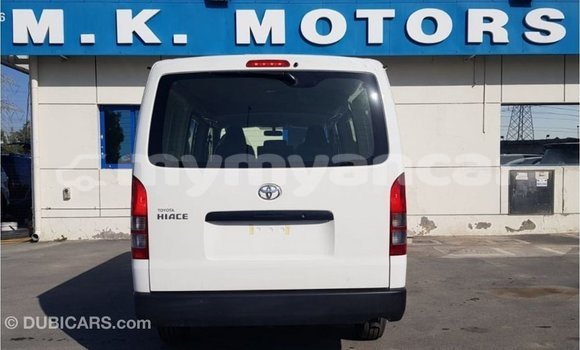 Buy Import Toyota Hiace White Car in Import - Dubai in Ayeyarwady Buy Import Toyota Hiace White Car in Import - Dubai in Ayeyarwady