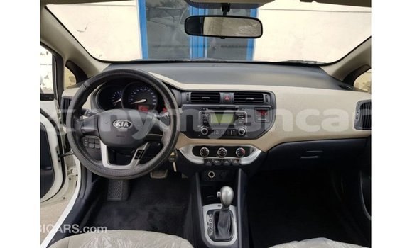 သွင်းကုန် Kia Rio White ကား Import - Dubai Ayeyarwady သွင်းကုန် Kia Rio White ကား Import - Dubai Ayeyarwady