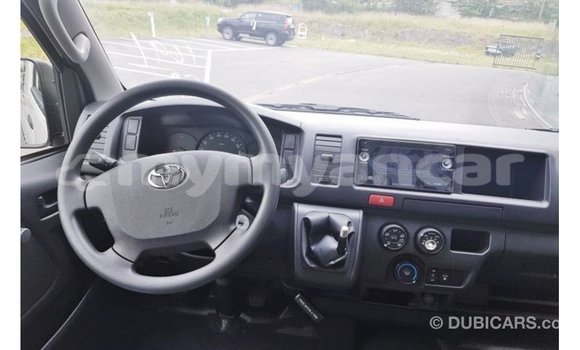 Buy Import Toyota Hiace White Car in Import - Dubai in Ayeyarwady Buy Import Toyota Hiace White Car in Import - Dubai in Ayeyarwady
