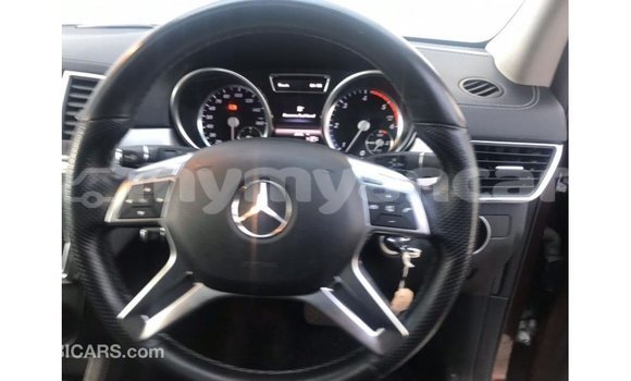 Acheter Import Voiture Mercedes-Benz 190 (W201) Rouge à Import - Dubai, #<Region:0x000000000c5121b8> Acheter Import Voiture Mercedes-Benz 190 (W201) Rouge à Import - Dubai, #<Region:0x000000000c5121b8>