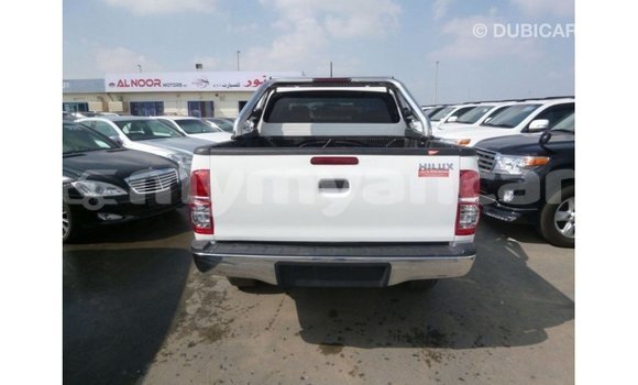 Acheter Import Voiture Toyota Hilux Blanc à Import - Dubai, #<Region:0x000000000c5121b8> Acheter Import Voiture Toyota Hilux Blanc à Import - Dubai, #<Region:0x000000000c5121b8>