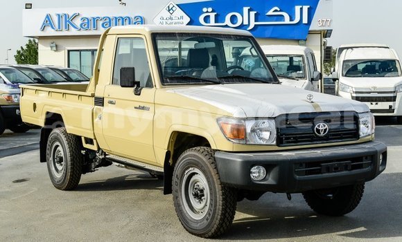 Buy Import Toyota Land Cruiser Beige Car in Import - Dubai in Ayeyarwady Buy Import Toyota Land Cruiser Beige Car in Import - Dubai in Ayeyarwady