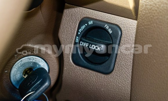 Buy Import Toyota Land Cruiser Beige Car in Import - Dubai in Ayeyarwady Buy Import Toyota Land Cruiser Beige Car in Import - Dubai in Ayeyarwady