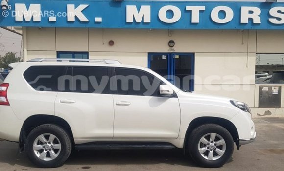 Buy Import Toyota Land Cruiser White Car in Import - Dubai in Ayeyarwady Buy Import Toyota Land Cruiser White Car in Import - Dubai in Ayeyarwady