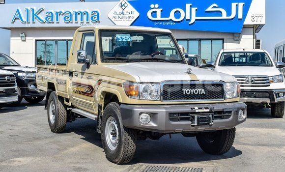 Buy Import Toyota Land Cruiser Beige Car in Import - Dubai in Ayeyarwady Buy Import Toyota Land Cruiser Beige Car in Import - Dubai in Ayeyarwady