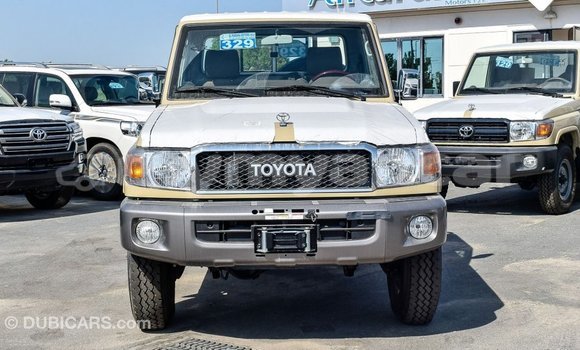 Buy Import Toyota Land Cruiser Beige Car in Import - Dubai in Ayeyarwady Buy Import Toyota Land Cruiser Beige Car in Import - Dubai in Ayeyarwady