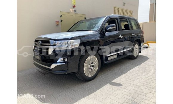 Buy Import Toyota Land Cruiser Black Car in Import - Dubai in Ayeyarwady Buy Import Toyota Land Cruiser Black Car in Import - Dubai in Ayeyarwady