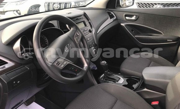 သွင်းကုန် Hyundai Santa Fe Black ကား Import - Dubai Ayeyarwady သွင်းကုန် Hyundai Santa Fe Black ကား Import - Dubai Ayeyarwady