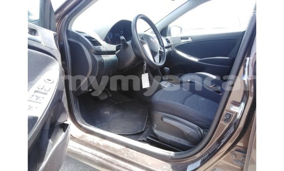 Acheter Import Voiture Hyundai Accent Marron à Import - Dubai, #<Region:0x000000000c5121b8> Acheter Import Voiture Hyundai Accent Marron à Import - Dubai, #<Region:0x000000000c5121b8>