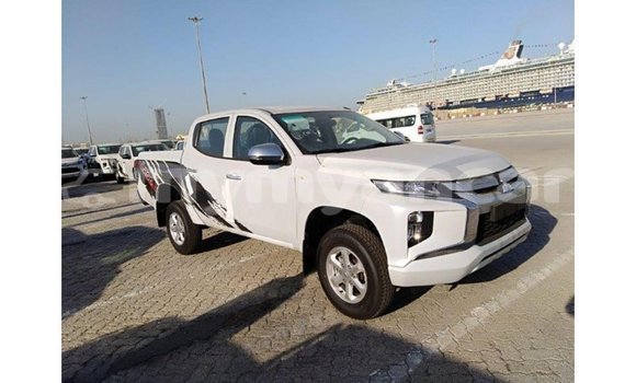 Buy Import Mitsubishi L200 White Car in Import - Dubai in Ayeyarwady Buy Import Mitsubishi L200 White Car in Import - Dubai in Ayeyarwady