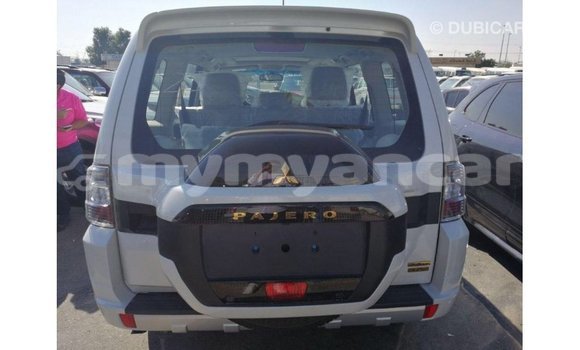 Buy Import Mitsubishi Pajero White Car in Import - Dubai in Ayeyarwady Buy Import Mitsubishi Pajero White Car in Import - Dubai in Ayeyarwady