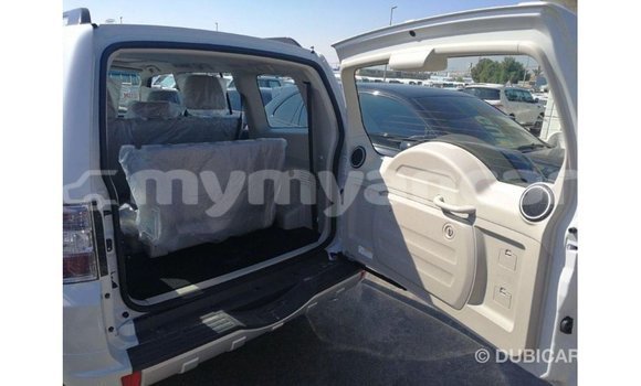 Buy Import Mitsubishi Pajero White Car in Import - Dubai in Ayeyarwady Buy Import Mitsubishi Pajero White Car in Import - Dubai in Ayeyarwady