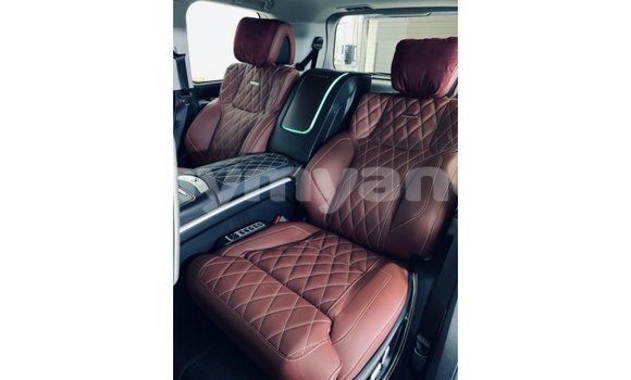 Buy Import Toyota Land Cruiser Black Car in Import - Dubai in Ayeyarwady Buy Import Toyota Land Cruiser Black Car in Import - Dubai in Ayeyarwady