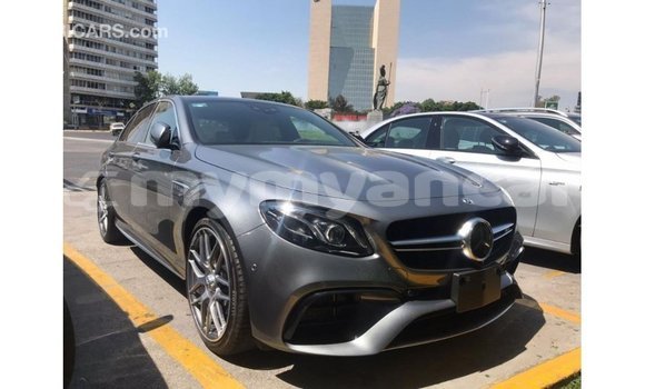 Buy Import Mercedes-Benz 190 (W201) Other Car in Import - Dubai in Ayeyarwady Buy Import Mercedes-Benz 190 (W201) Other Car in Import - Dubai in Ayeyarwady