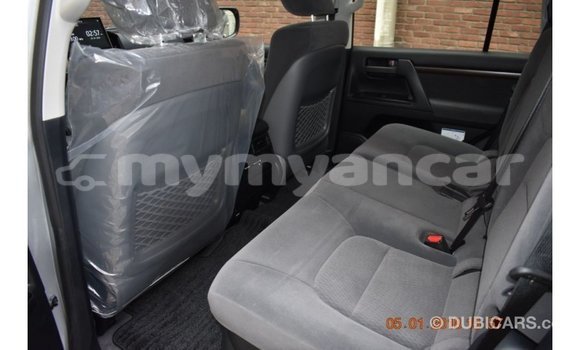Buy Import Toyota Land Cruiser Other Car in Import - Dubai in Ayeyarwady Buy Import Toyota Land Cruiser Other Car in Import - Dubai in Ayeyarwady