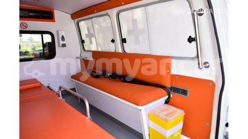 Big with watermark toyota land cruiser ayeyarwady import dubai 3091