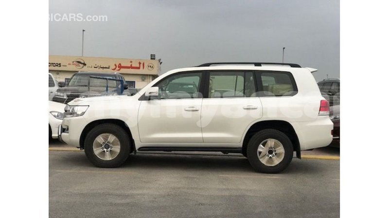 Big with watermark toyota land cruiser ayeyarwady import dubai 3097