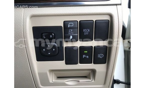 Acheter Import Voiture Toyota Land Cruiser Blanc à Import - Dubai, #<Region:0x000000000c5121b8> Acheter Import Voiture Toyota Land Cruiser Blanc à Import - Dubai, #<Region:0x000000000c5121b8>