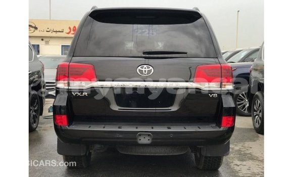 သွင်းကုန် Toyota Land Cruiser Black ကား Import - Dubai Ayeyarwady သွင်းကုန် Toyota Land Cruiser Black ကား Import - Dubai Ayeyarwady