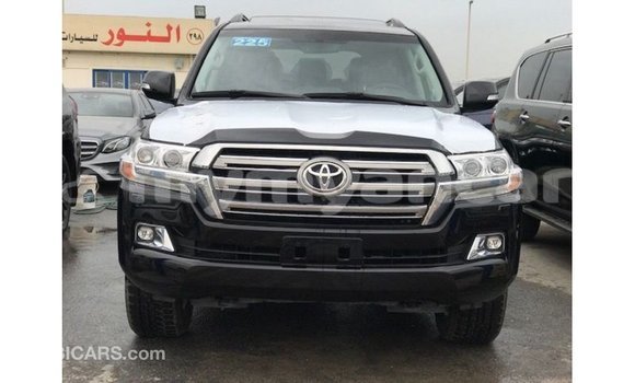 သွင်းကုန် Toyota Land Cruiser Black ကား Import - Dubai Ayeyarwady သွင်းကုန် Toyota Land Cruiser Black ကား Import - Dubai Ayeyarwady