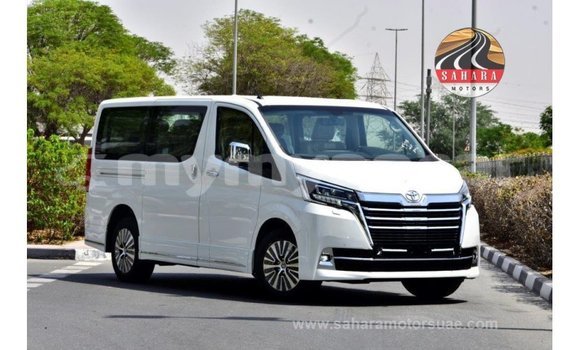 သွင်းကုန် Toyota Granvia White ကား Import - Dubai Ayeyarwady သွင်းကုန် Toyota Granvia White ကား Import - Dubai Ayeyarwady