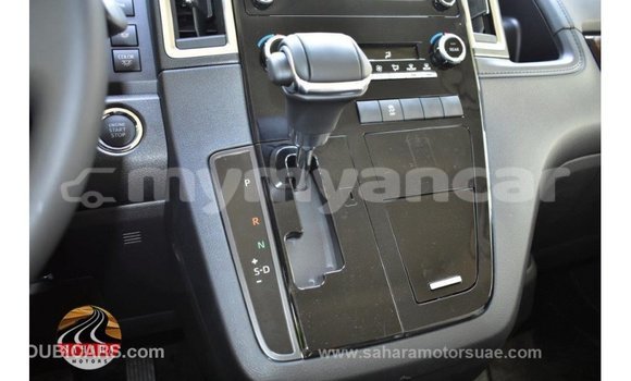 သွင်းကုန် Toyota Granvia White ကား Import - Dubai Ayeyarwady သွင်းကုန် Toyota Granvia White ကား Import - Dubai Ayeyarwady