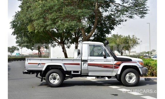 Buy Import Toyota Land Cruiser Other Car in Import - Dubai in Ayeyarwady Buy Import Toyota Land Cruiser Other Car in Import - Dubai in Ayeyarwady