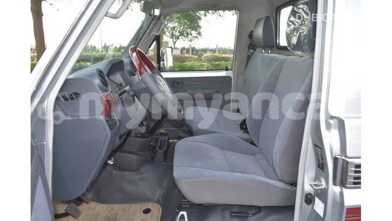 Big with watermark toyota land cruiser ayeyarwady import dubai 3102
