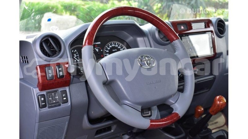 Big with watermark toyota land cruiser ayeyarwady import dubai 3102