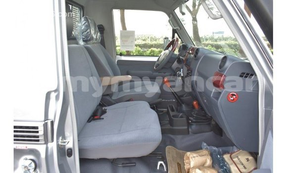 Buy Import Toyota Land Cruiser Other Car in Import - Dubai in Ayeyarwady Buy Import Toyota Land Cruiser Other Car in Import - Dubai in Ayeyarwady