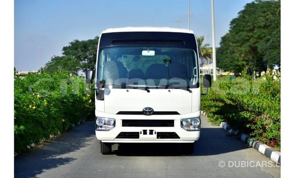 သွင်းကုန် Toyota Coaster White ကား Import - Dubai Ayeyarwady သွင်းကုန် Toyota Coaster White ကား Import - Dubai Ayeyarwady