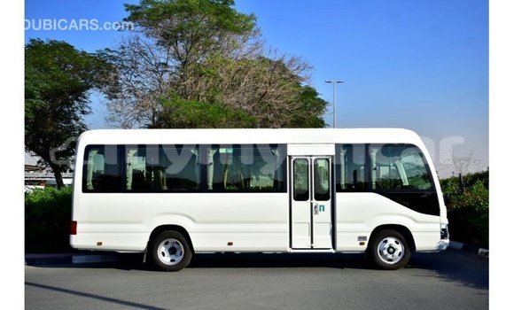 သွင်းကုန် Toyota Coaster White ကား Import - Dubai Ayeyarwady သွင်းကုန် Toyota Coaster White ကား Import - Dubai Ayeyarwady