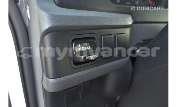 သွင်းကုန် Toyota Coaster White ကား Import - Dubai Ayeyarwady သွင်းကုန် Toyota Coaster White ကား Import - Dubai Ayeyarwady