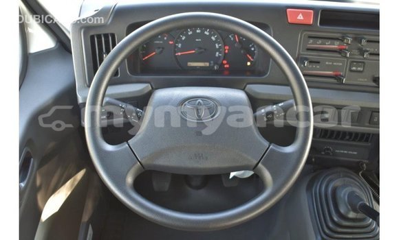 သွင်းကုန် Toyota Coaster White ကား Import - Dubai Ayeyarwady သွင်းကုန် Toyota Coaster White ကား Import - Dubai Ayeyarwady