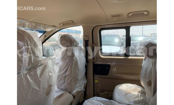 Buy Import Hyundai Accent White Car in Import - Dubai in Ayeyarwady Buy Import Hyundai Accent White Car in Import - Dubai in Ayeyarwady