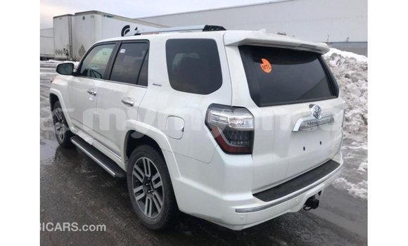 Buy Import Toyota 4Runner White Car in Import - Dubai in Ayeyarwady Buy Import Toyota 4Runner White Car in Import - Dubai in Ayeyarwady