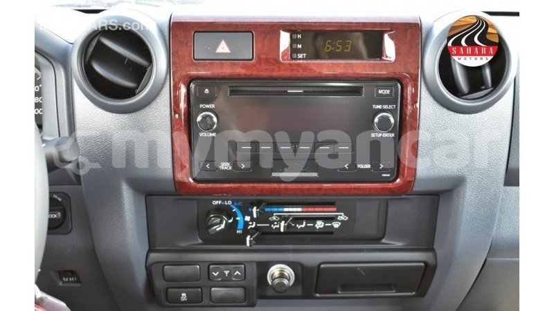 Big with watermark toyota land cruiser ayeyarwady import dubai 3118