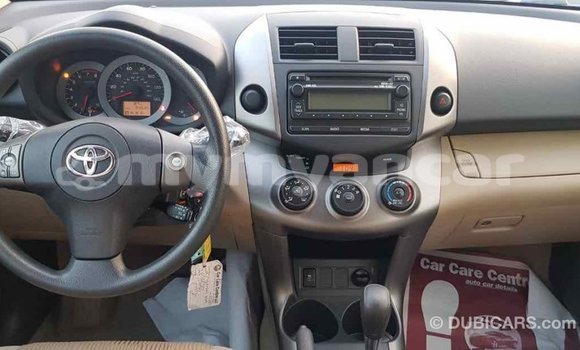 Buy Import Toyota HiAce Brown Truck in Import - Dubai in Ayeyarwady Buy Import Toyota HiAce Brown Truck in Import - Dubai in Ayeyarwady