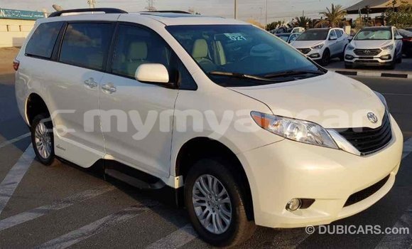 Buy Import Toyota Sienna White Car in Import - Dubai in Ayeyarwady Buy Import Toyota Sienna White Car in Import - Dubai in Ayeyarwady