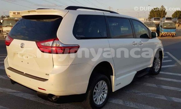 Buy Import Toyota Sienna White Car in Import - Dubai in Ayeyarwady Buy Import Toyota Sienna White Car in Import - Dubai in Ayeyarwady