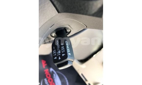 Buy Import Toyota Prado White Car in Import - Dubai in Ayeyarwady Buy Import Toyota Prado White Car in Import - Dubai in Ayeyarwady