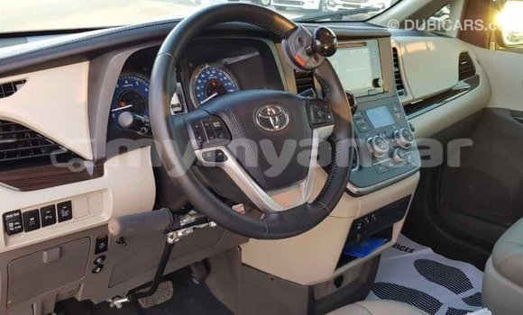 Buy Import Toyota Sienna White Car in Import - Dubai in Ayeyarwady Buy Import Toyota Sienna White Car in Import - Dubai in Ayeyarwady