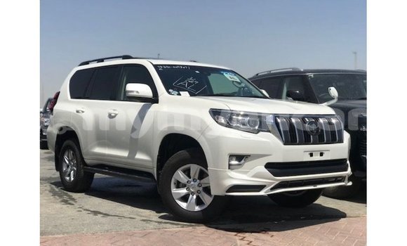သွင်းကုန် Toyota Prado White ကား Import - Dubai Ayeyarwady သွင်းကုန် Toyota Prado White ကား Import - Dubai Ayeyarwady