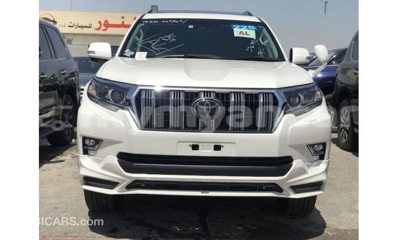 သွင်းကုန် Toyota Prado White ကား Import - Dubai Ayeyarwady သွင်းကုန် Toyota Prado White ကား Import - Dubai Ayeyarwady