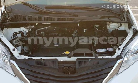 Buy Import Toyota Sienna White Car in Import - Dubai in Ayeyarwady Buy Import Toyota Sienna White Car in Import - Dubai in Ayeyarwady