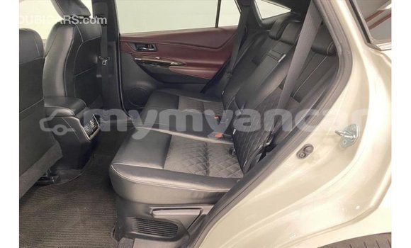 သွင်းကုန် Toyota Harrier White ကား Import - Dubai Ayeyarwady သွင်းကုန် Toyota Harrier White ကား Import - Dubai Ayeyarwady