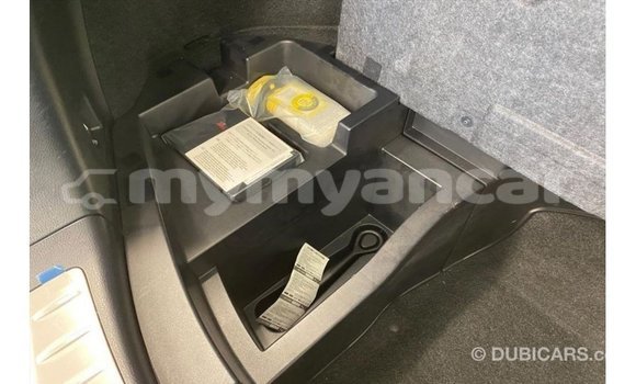 သွင်းကုန် Toyota Harrier White ကား Import - Dubai Ayeyarwady သွင်းကုန် Toyota Harrier White ကား Import - Dubai Ayeyarwady