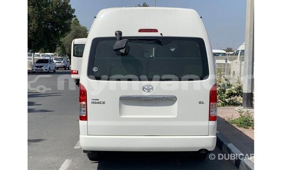 Buy Import Toyota Hiace White Car in Import - Dubai in Ayeyarwady Buy Import Toyota Hiace White Car in Import - Dubai in Ayeyarwady