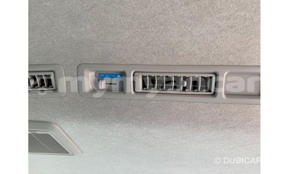 Buy Import Toyota Hiace White Car in Import - Dubai in Ayeyarwady Buy Import Toyota Hiace White Car in Import - Dubai in Ayeyarwady